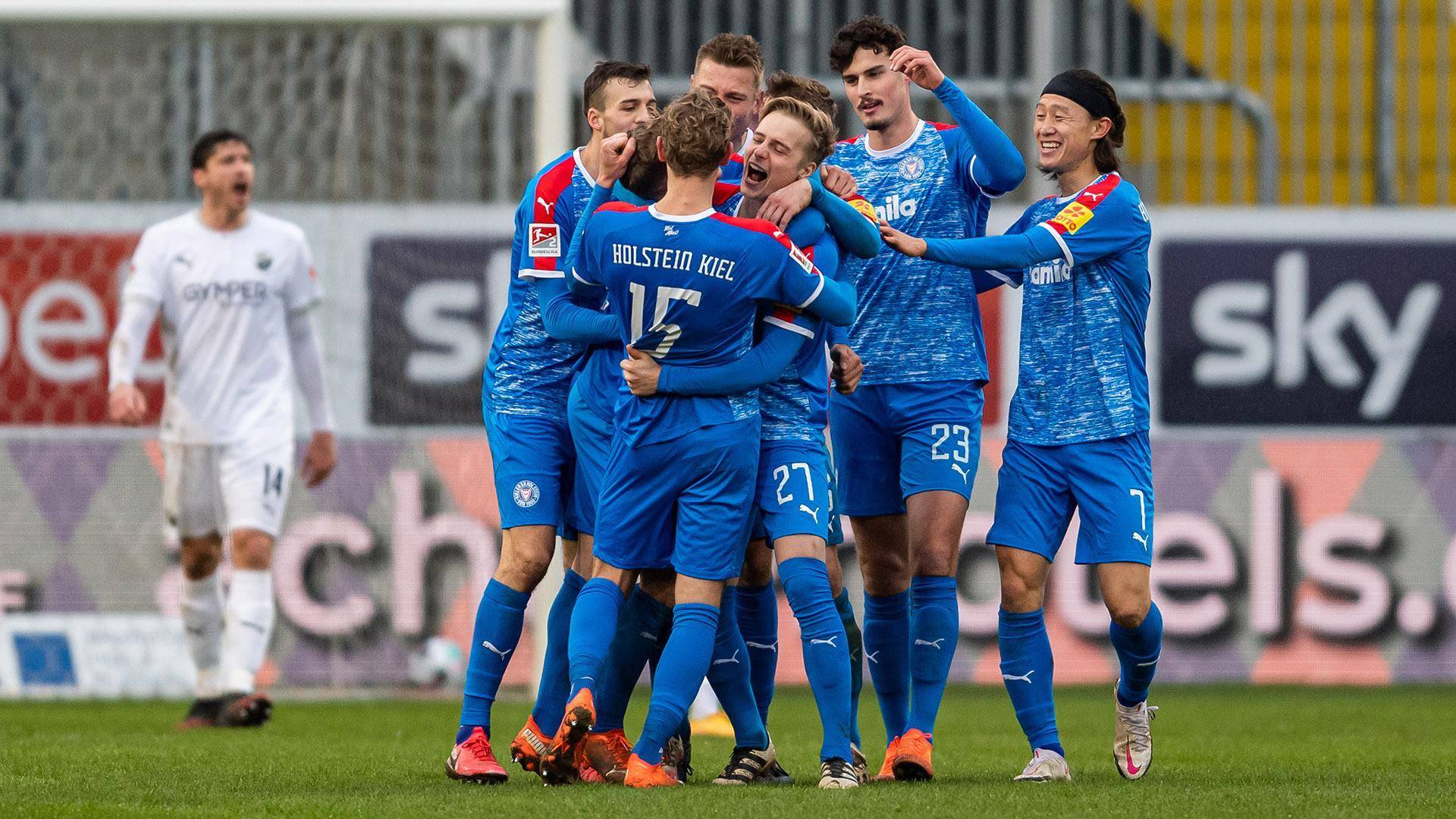 关于多特蒙德队在德甲比赛中稳坐榜首,保持领先优势势不可挡的信息 关于多特蒙德队在德甲比赛中稳坐榜首,保持领先优势势不可挡的信息