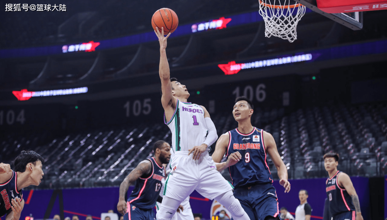 山东队客场对阵福建，外援组合或成关键一战