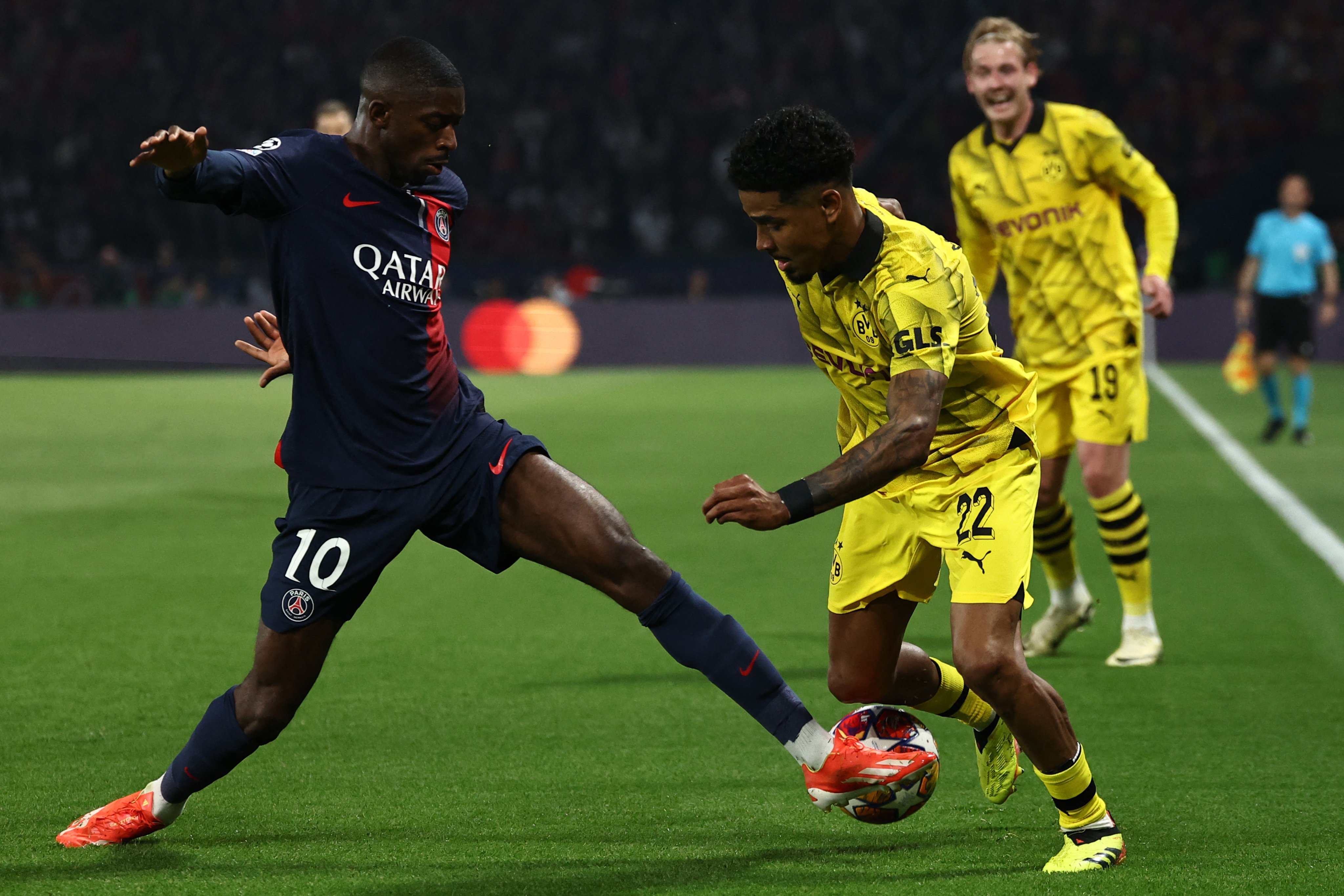 DBGame-沙尔克球队迎战多特蒙德，备战火力全开