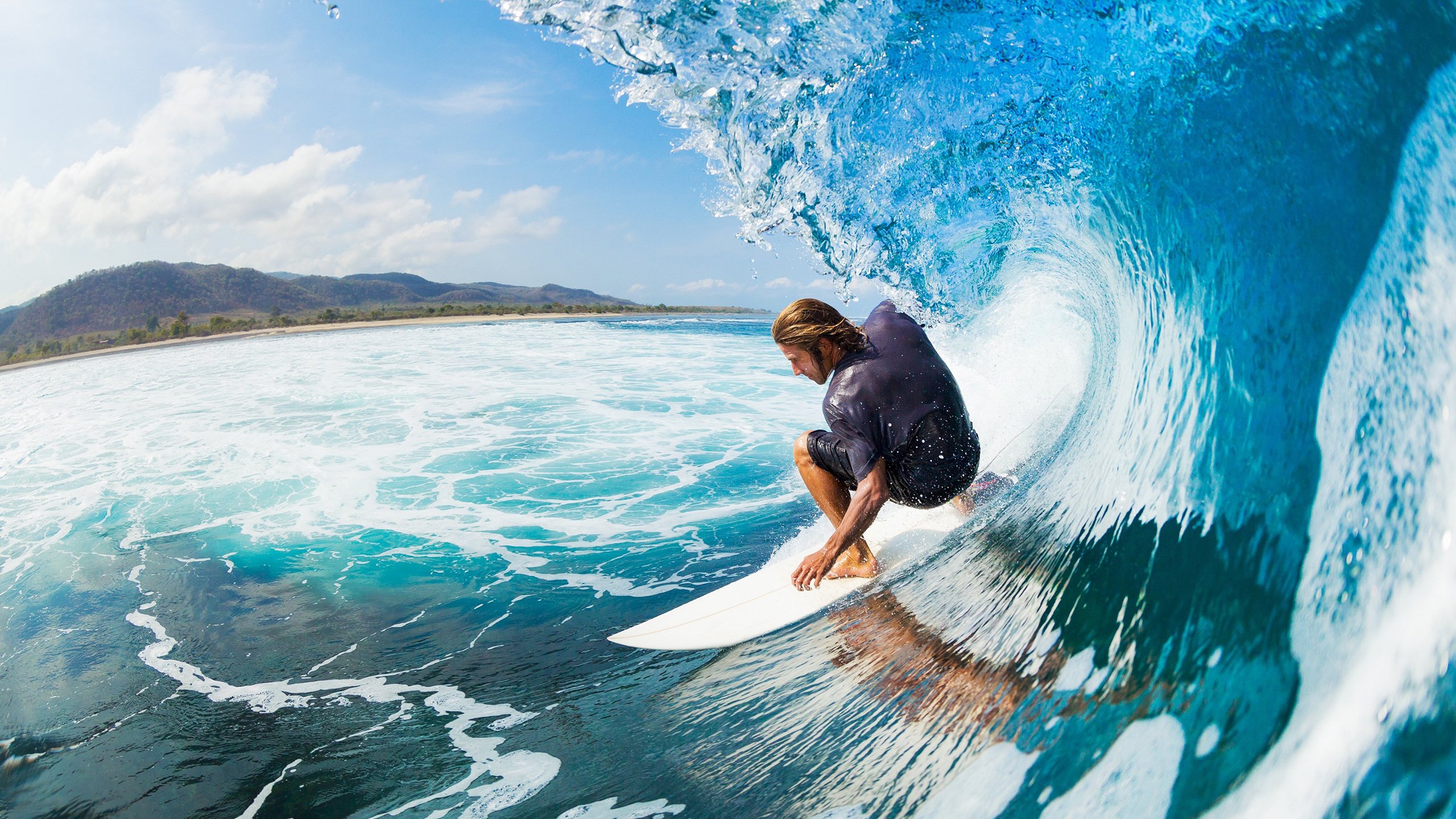 范弗利特关键节点连续得分，英超争冠之夜见证历史性逆转